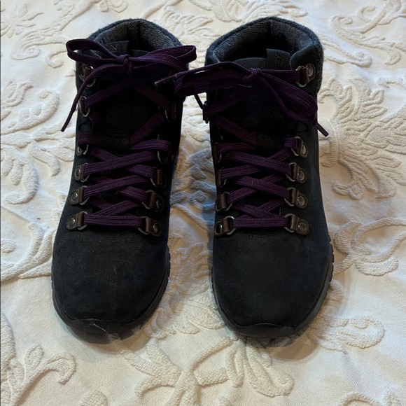 Cole Haan Shoes - Cole Haan waterproof short boots.